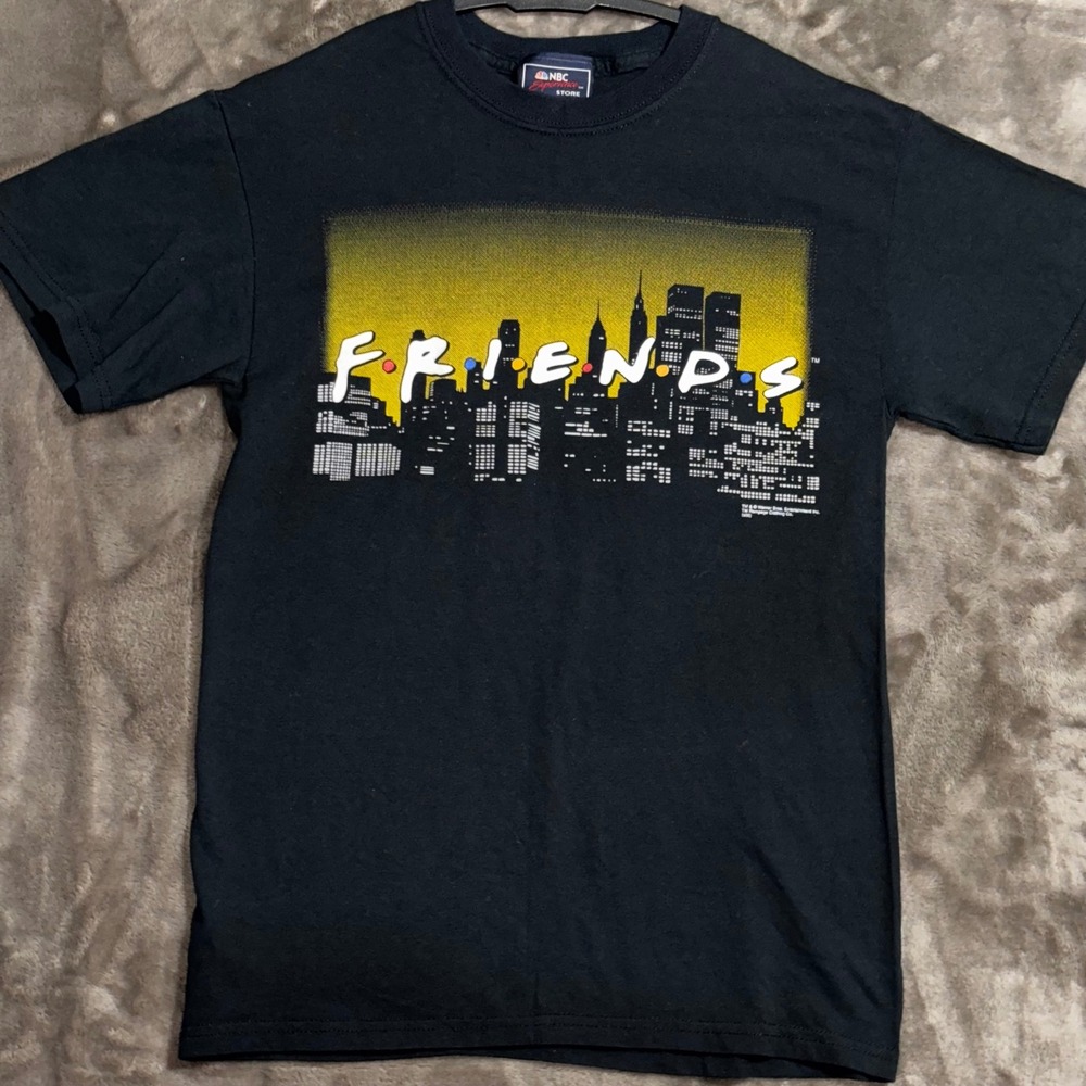Friends TV Show Black Graphic‎ Tee NBC Experience Store Small